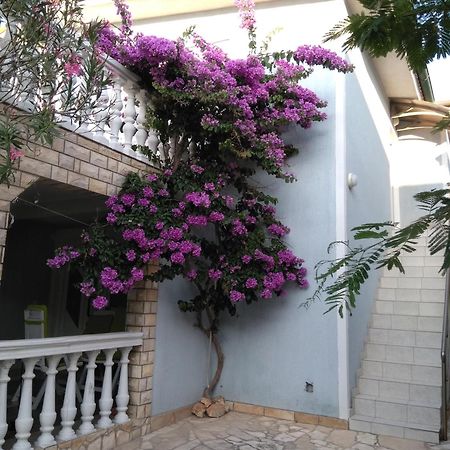 Apartmani Korade Vir Exterior photo