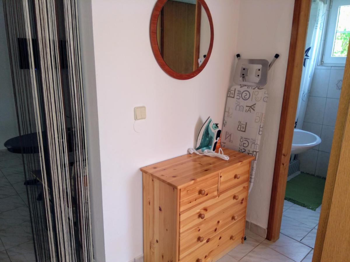 Apartmani Korade Vir Exterior photo