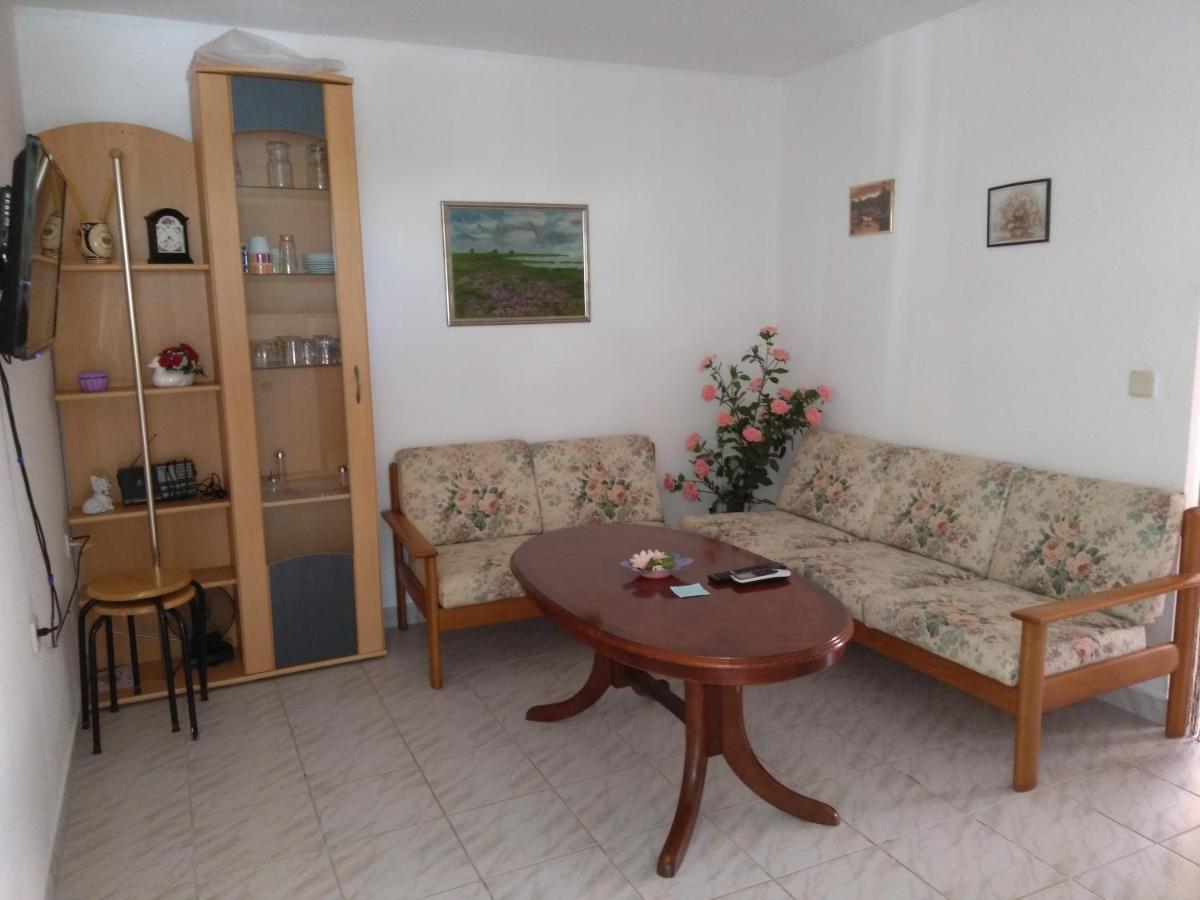 Apartmani Korade Vir Exterior photo